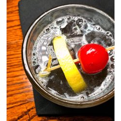 Chris' Jazz Cafe - Wooder ice