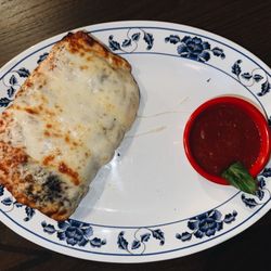 Deluca's Pizza