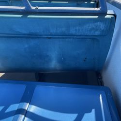 Gray Line Miami - No leg room.