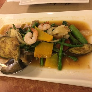 Max's Restaurant - Pinakbet - Chicken Shop Near Me - San Fernando, LUN Max's Restaurant - Pinakbet - Chicken Shop Near Me - San Fernando, LUN