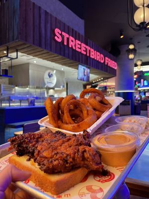 Streetbird Las Vegas by Chef Marcus Samuelsson by null
