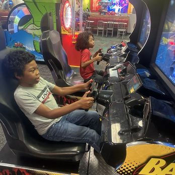 Chuck E. Cheese - Games - Pizza Near Me - Houston, Texas Chuck E. Cheese - Games - Pizza Near Me - Houston, Texas