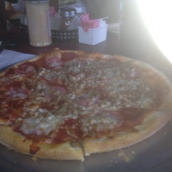 Verona Italian Cafe - Meat pizza, small - Italian Near Me - Alba, Texas Verona Italian Cafe - Meat pizza, small - Italian Near Me - Alba, Texas