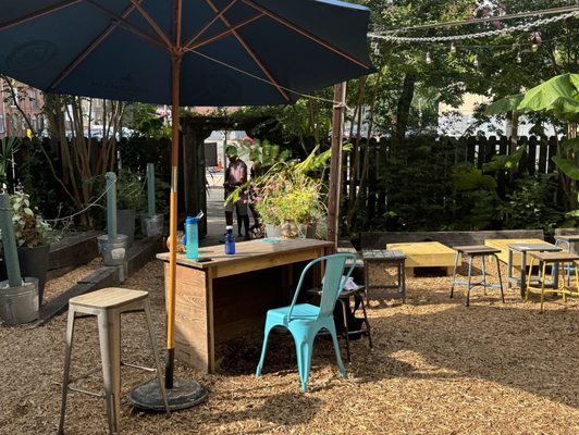 PHS Pop Up Garden at South Street by null