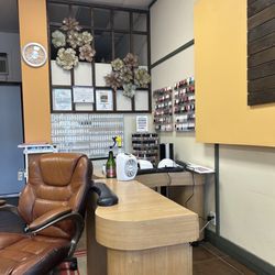 Kay's Nails - Nail salon was clean