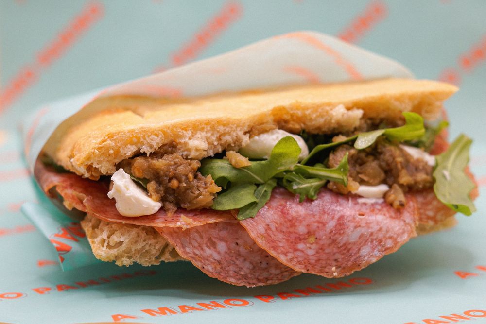 A Mano Panino Logo