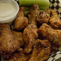 Boomer's Sports Bar & Grill