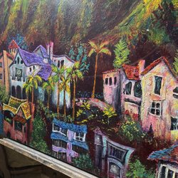 Hellada Gallery - They always have very good art on display