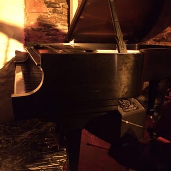 Mezzrow - Jazz & Blues Near Me - New York, New York