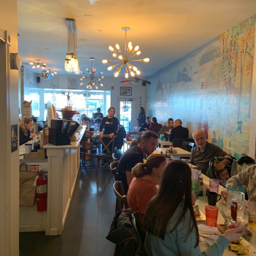 Cafe Paris - Creperies Near Me - Metuchen, New Jersey