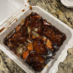 Thai Siam Restaurant - Just for home and opened my food. Hmmmm 5 pieces of chicken for the general Taos! Seems a bit ridiculous for the price.