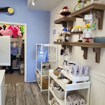 Nothing Bundt Cakes - Bakeries Near Me - Phoenix, Arizona