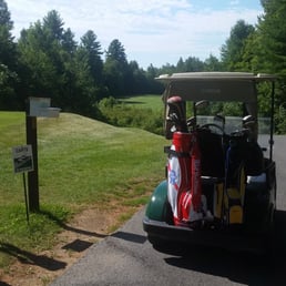 Hole 1 tee off! Hole 1 tee off!