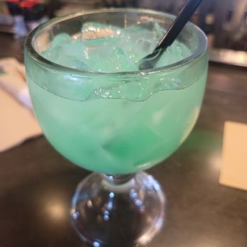 Applebee's Grill + Bar - Tipsy Zombie drink. - American Near Me - Dover, Delaware