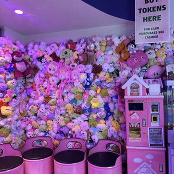 Claw Arena - Arcades Near Me - Pomona, California