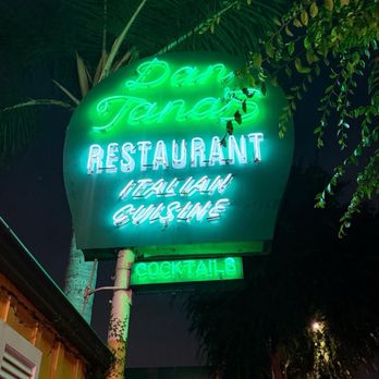 Dan Tana's - Italian Near Me - West Hollywood, California