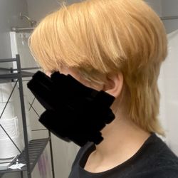 Great Clips - It's also really choppy and uneven.