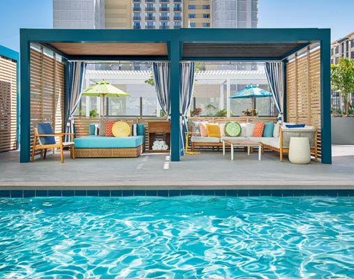 5 o'Clock Somewhere Rooftop Bar by null