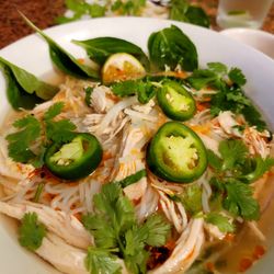 Pho Garden Vietnamese Noodle - Pho Ga Thit Truong - all breast meat, chicken broth