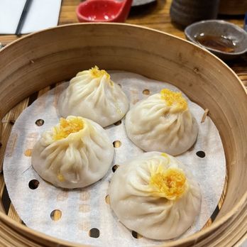 Dumpling Home - Crab and Pork Xiao Long Bao - Dim Sum Near Me - San Francisco, California Dumpling Home - Crab and Pork Xiao Long Bao - Dim Sum Near Me - San Francisco, California