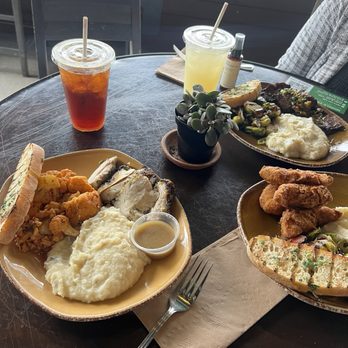 Urban Plates - Salad Near Me - Pasadena, California