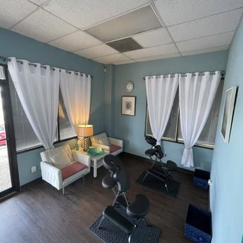 Breeze Massage Spa - Visit us for a relaxing massage at Breeze Massage Spa in Kerrville, TX. - Massage Therapy Near Me - Kerrville, Texas Breeze Massage Spa - Visit us for a relaxing massage at Breeze Massage Spa in Kerrville, TX. - Massage Therapy Near Me - Kerrville, Texas