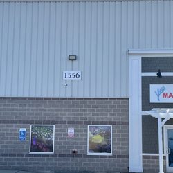 Max Reef Aquatics - Front of the store. Featuring new window decals.
