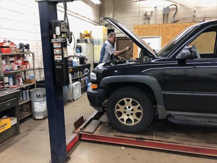 K & D AUTO REPAIR Updated September 2024 15 Photos 162 E Main St