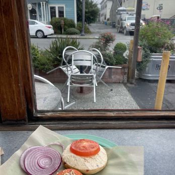 Los Bagels - Jalapeno bagel with veggie spread & tomato. Removed onions due to overly strong flavor. - Bakeries Near Me - Arcata, California Los Bagels - Jalapeno bagel with veggie spread & tomato. Removed onions due to overly strong flavor. - Bakeries Near Me - Arcata, California