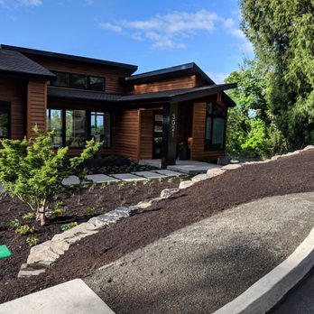 Ryan Thomas Schenk - the front of the home - General Contractors Near Me Ryan Thomas Schenk - the front of the home - General Contractors Near Me