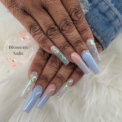 Blossom Nails