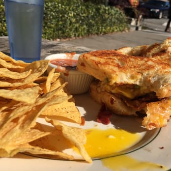 Arturo's Underground Cafe - Food porn - Cafes Near Me - Austin, Texas
