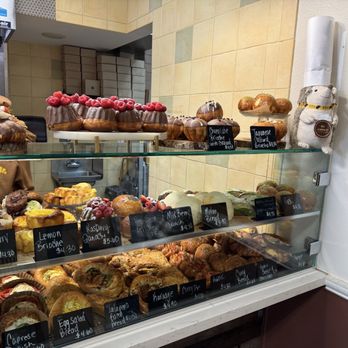 Le Hérisson - Cafes Near Me - Simi Valley, California