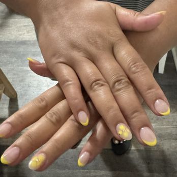 Tri Color Nails - nails - Nail Salons Near Me - Fairless Hills, Pennsylvania Tri Color Nails - nails - Nail Salons Near Me - Fairless Hills, Pennsylvania