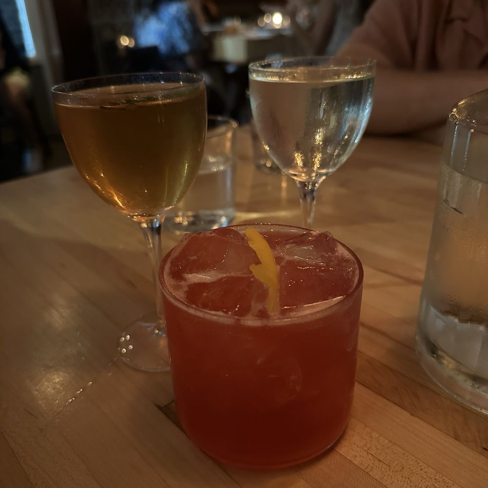 The Gin Joint - Cocktail Bars Near Me - Charleston, South Carolina The Gin Joint - Cocktail Bars Near Me - Charleston, South Carolina