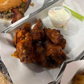 Bender’s Pub Grub - Smoked Wings and Smashburger in the background - Southern Near Me - Alexandria, Kentucky Bender’s Pub Grub - Smoked Wings and Smashburger in the background - Southern Near Me - Alexandria, Kentucky