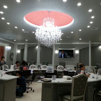 Modish Nail Spa & Lounge - Nail Salons Near Me - Moore, Oklahoma