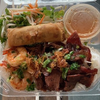 Pho Benny - Grilled marinated combo pork, prawn, egg roll over vermicelli - Vietnamese Near Me - Lafayette, California