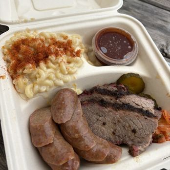Bearded BBQ Maui - Food Trucks Near Me - Kahului, Hawaii