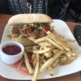 Cooks Tavern - Pulled pork sandwich - New American Near Me - Tacoma, Washington Cooks Tavern - Pulled pork sandwich - New American Near Me - Tacoma, Washington