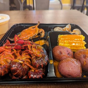 Noahla Cajun Seafood - Express meal box - Seafood Near Me - Bexley, Ohio
