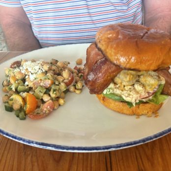 Perla Raw Bar - Oyster Sandwich - Seafood Near Me - Wilmington, North Carolina