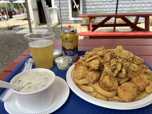 Clam Box of Ipswich by null
