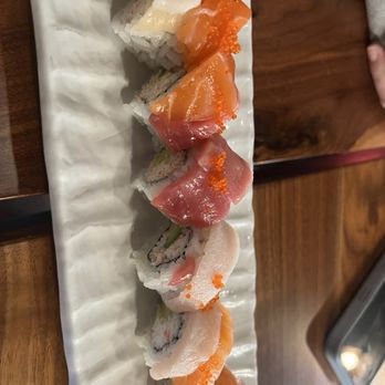 Kyuzou - Rainbow Roll - Sushi Bars Near Me - Brentwood, California Kyuzou - Rainbow Roll - Sushi Bars Near Me - Brentwood, California