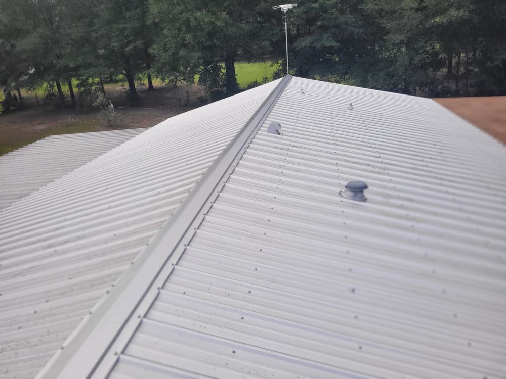 Slide of Moore Elite Roofing