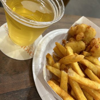 Willy's Original - Cheese curds and fries - Burgers Near Me - The Villages, Florida Willy's Original - Cheese curds and fries - Burgers Near Me - The Villages, Florida