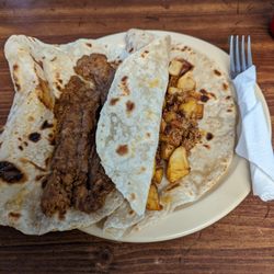 Tapia's Cafe - Chorizo and bean and chorizo and potato tacos