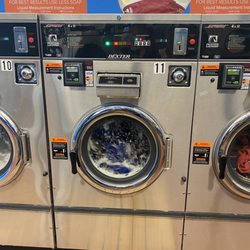 Eco Laundry - Washer and dryers Washer 2.50 and dryers $0.75 for 18 minutes
