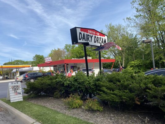 Dairy Dream Drive-In by null