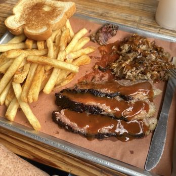 Creekside BBQ - Two meat tray- brisket and pulled pork. - Barbeque Near Me - Pelham, Alabama